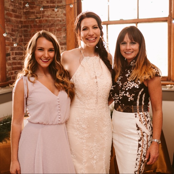 Meet Your Posher, Sarah - Picture 2 of 4